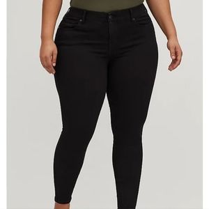 Torrid bombshell jeans